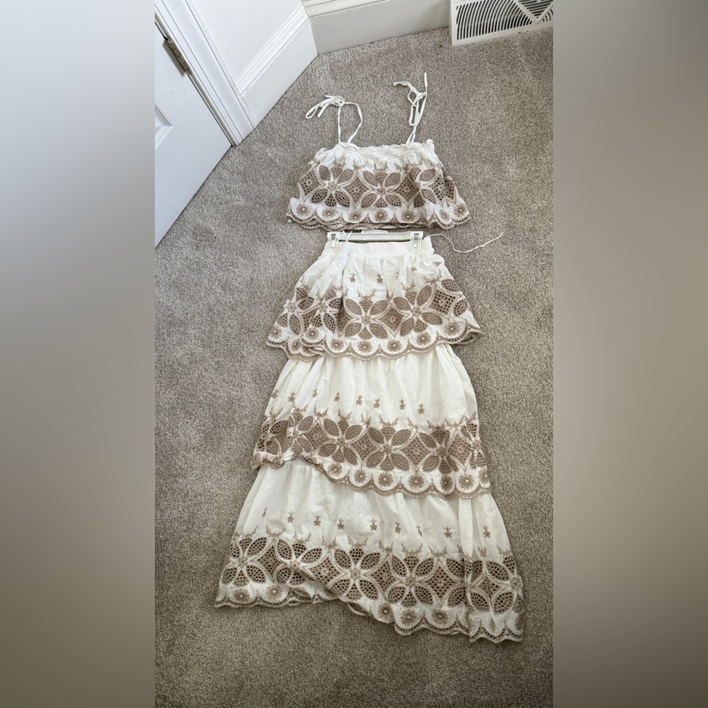 ILLA ILLA White and Brown Lace Skirt and Top Set